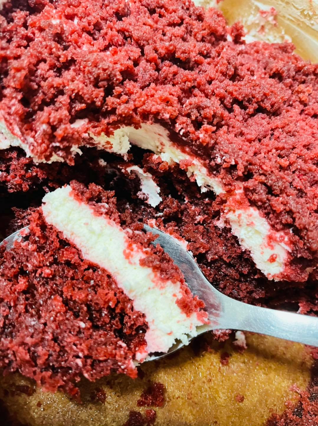 RED VELVET MOIST CAKE